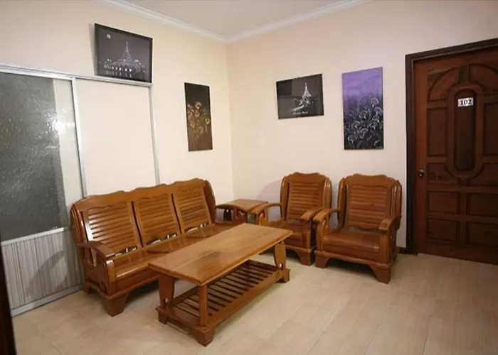 Hotel June Business Bed Breakfast