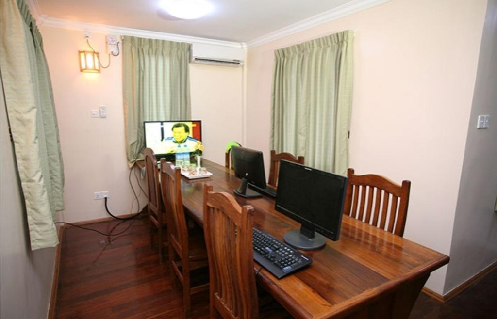 Bed & Breakfast June Business Yangon